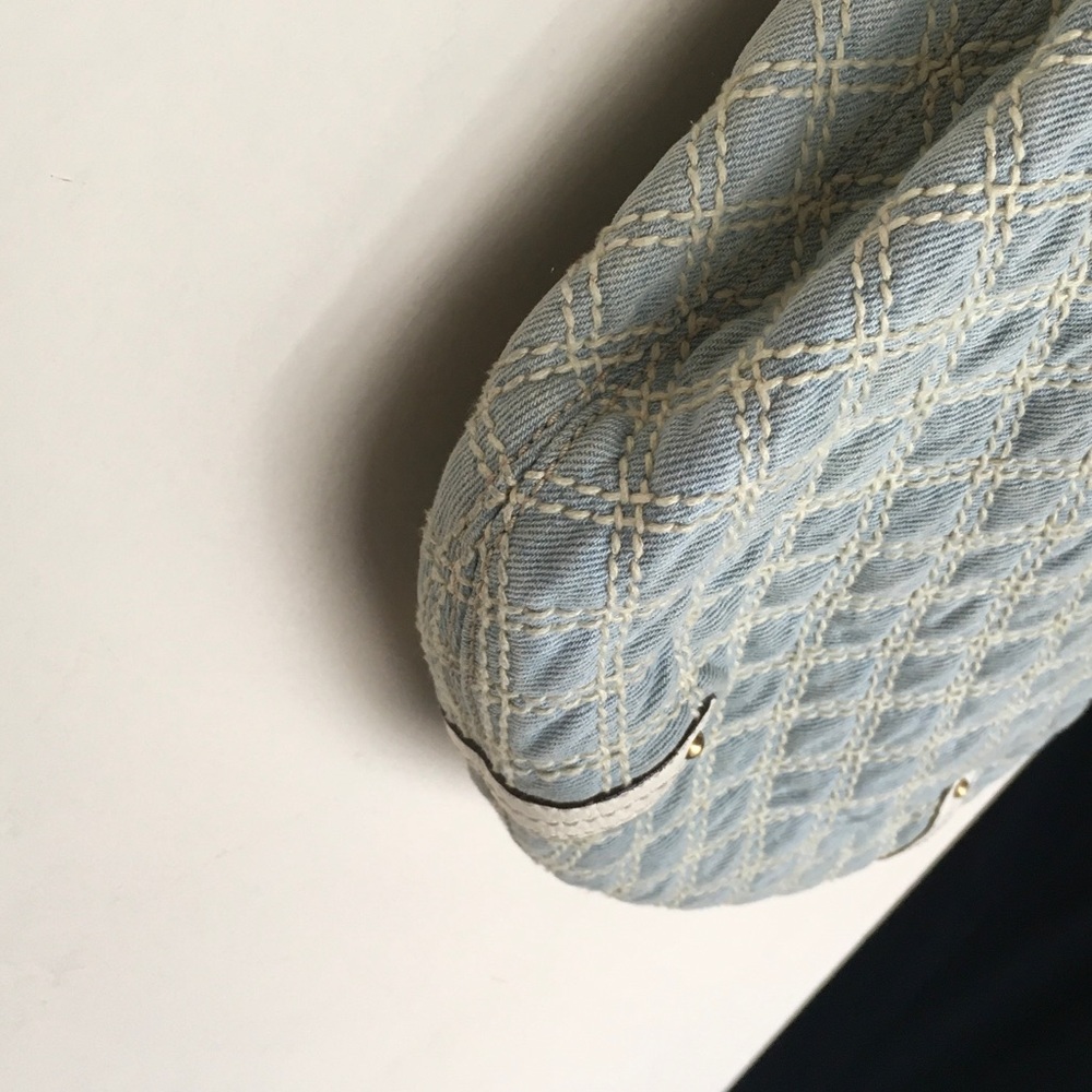 Marc Jacobs Quilted Light Blue Chain-Handle Hobo Bag - Picture 3 of 8